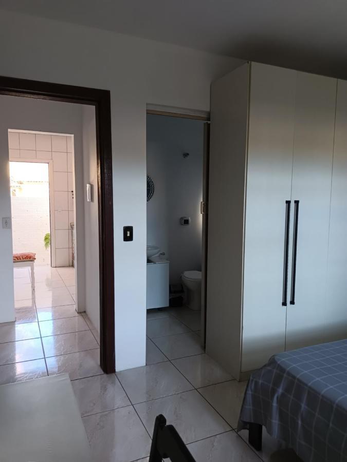Studio Cravo E Canela - Aconchego E Privacidade, Ideal Para Casais, Com Cozinha Completa, Wi-Fi, Vaga De Garagem, Excelente Custo Beneficio, Lugar Tranquilo Entre As Praias Dos Ingleses E Mocambique Florianópolis Buitenkant foto