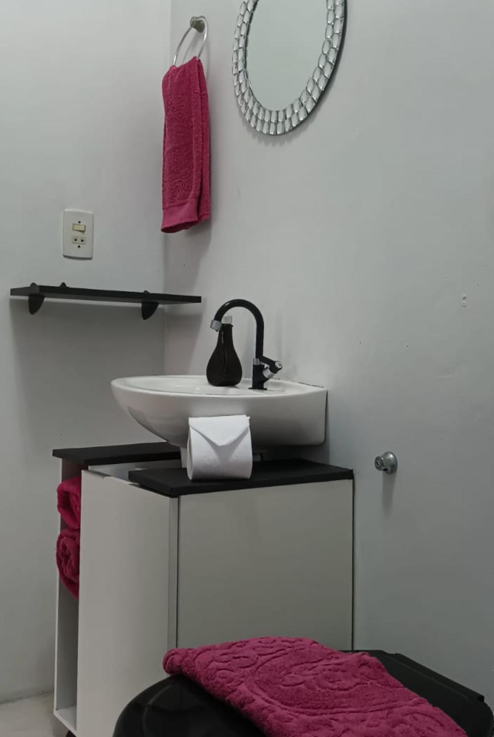 Studio Cravo E Canela - Aconchego E Privacidade, Ideal Para Casais, Com Cozinha Completa, Wi-Fi, Vaga De Garagem, Excelente Custo Beneficio, Lugar Tranquilo Entre As Praias Dos Ingleses E Mocambique Florianópolis Buitenkant foto